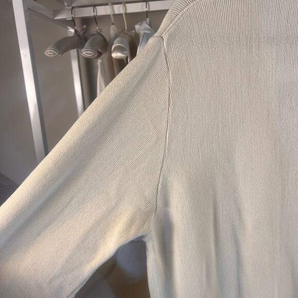 Izod Vintage Men's Size L  cream V neck button up cardigan sweater #3076 - Picture 6 of 7